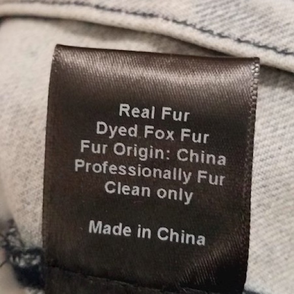 Ava/Kris distressed jean jacket w/ fox fur collar - Picture 4 of 6